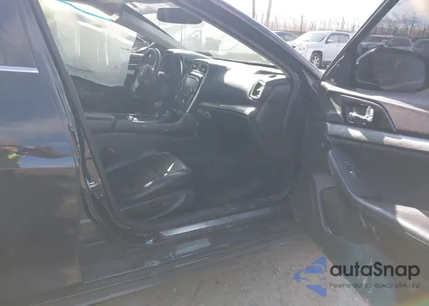 2017 Nissan Maxima 3.5 Sl z USA, uszkodzony, nr VIN 1N4AA6AP8HC385324